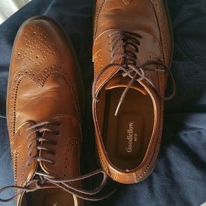 Brown vegan leather oxfords/dress shoes